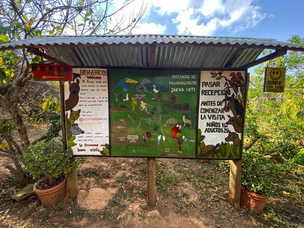 Mapa detallado del sitio de visita o atracción turística.